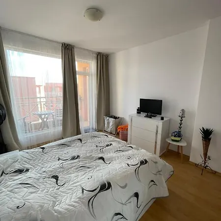 Apartman - Sunny Day 6 Apartment *